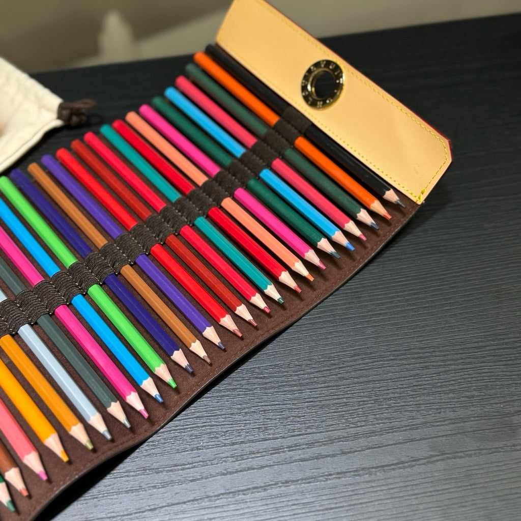 Damier Ebene Travel Colouring Set
