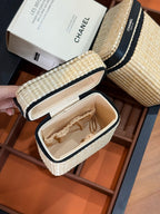 Les Beiges Vanity Bag