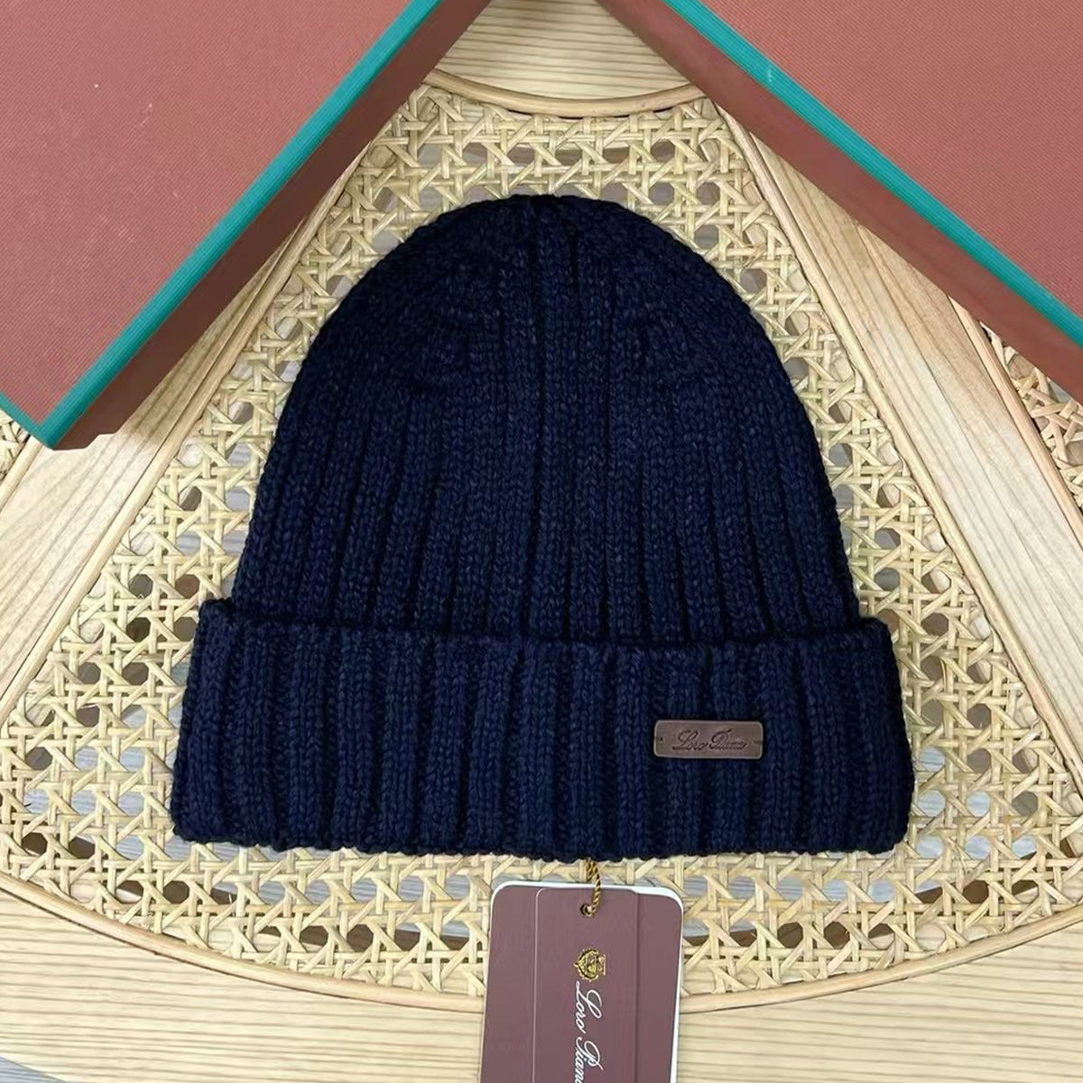 Loro Piana Moltrasio Beanie Men's And Women's Fashion Trend Knitted Leather Label Warm Hat Autumn And Winter High Street Comfortable Hat  #81453