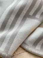 H Deco Blanket