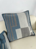 H Deco Blanket