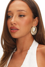 Nailah Pearl Cabochon Earrings Gold/Pearl