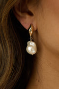 Arna Baroque Pearl Drop Earrings Gold/Pearl