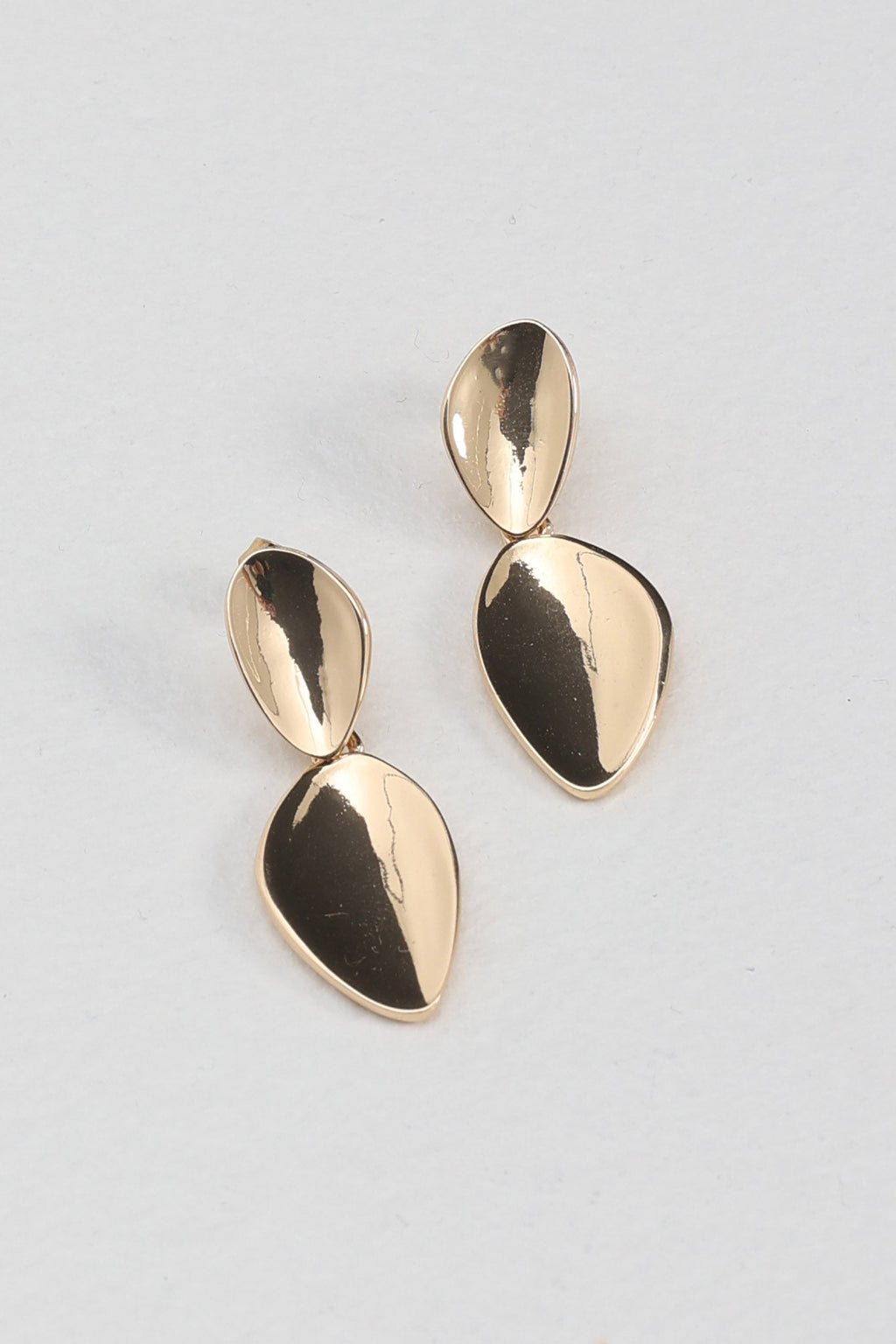 Caius Two Teardrop Earrings Gold