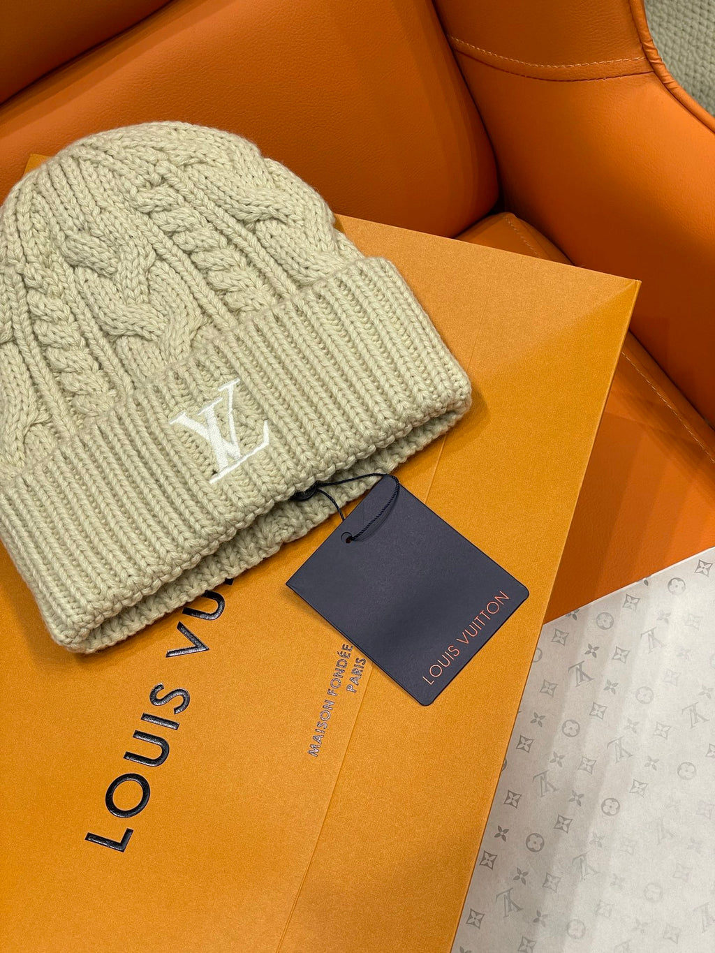 Louis Vuitton Only LV Mini Cable Beanie Hats #334493