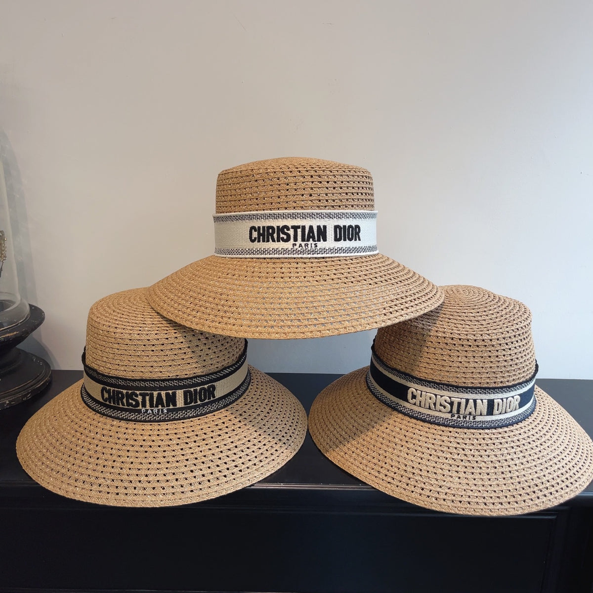 Dior Women's Solid Colour Straw Letter Embroidery Trimmed Strap Fisherman's Hat D-Bobby Wide Brim Hat #76871