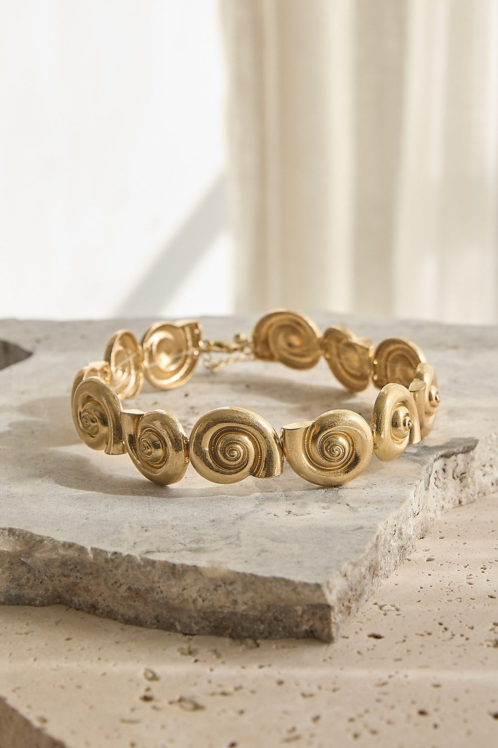 Serenova Spiral Shell Collar Necklace Gold