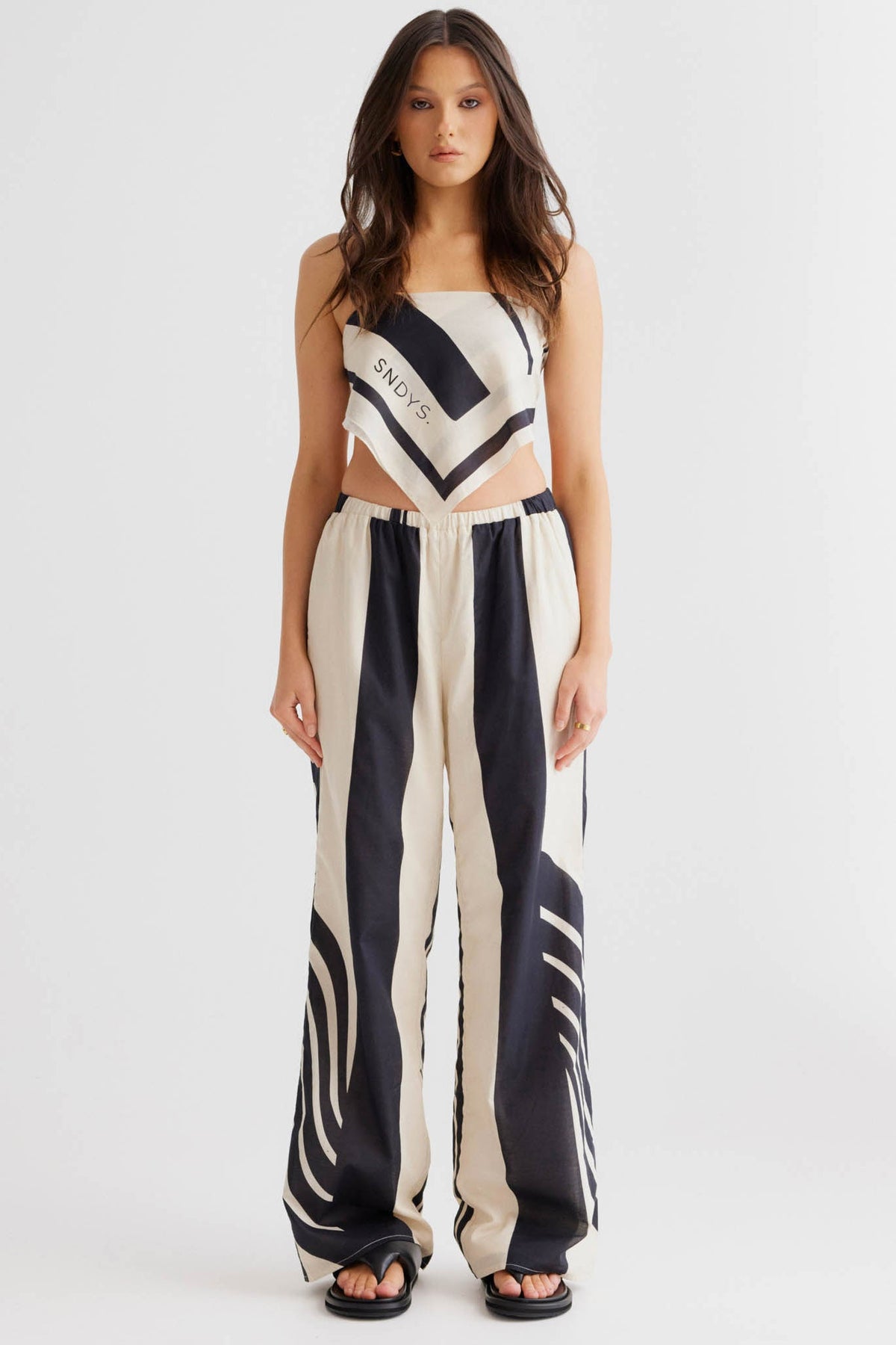 SNDYS Alba Wrap Black Print