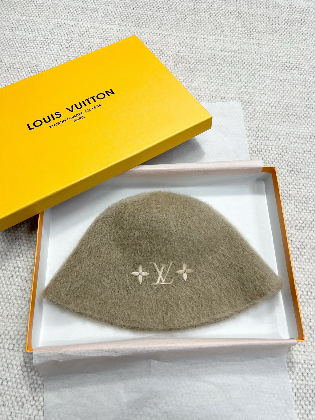 Louis Vuitton LV Fluffy Hat M1184M #297397