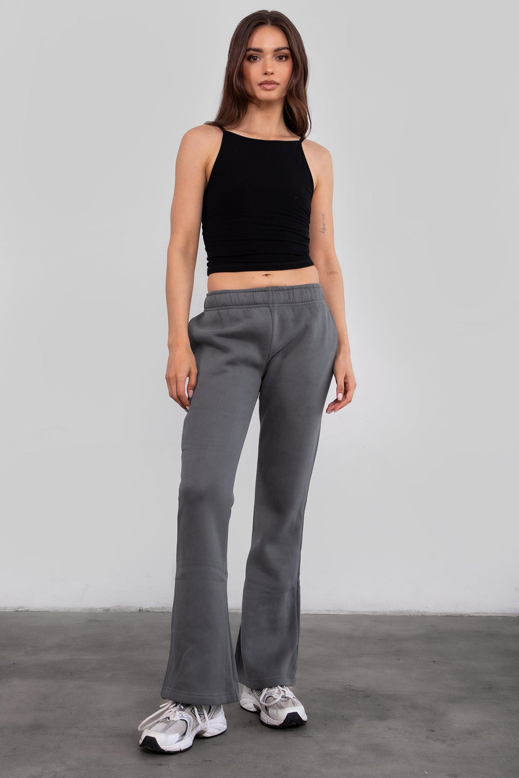 JIYA Essential Fleece Flare Sweat Pants