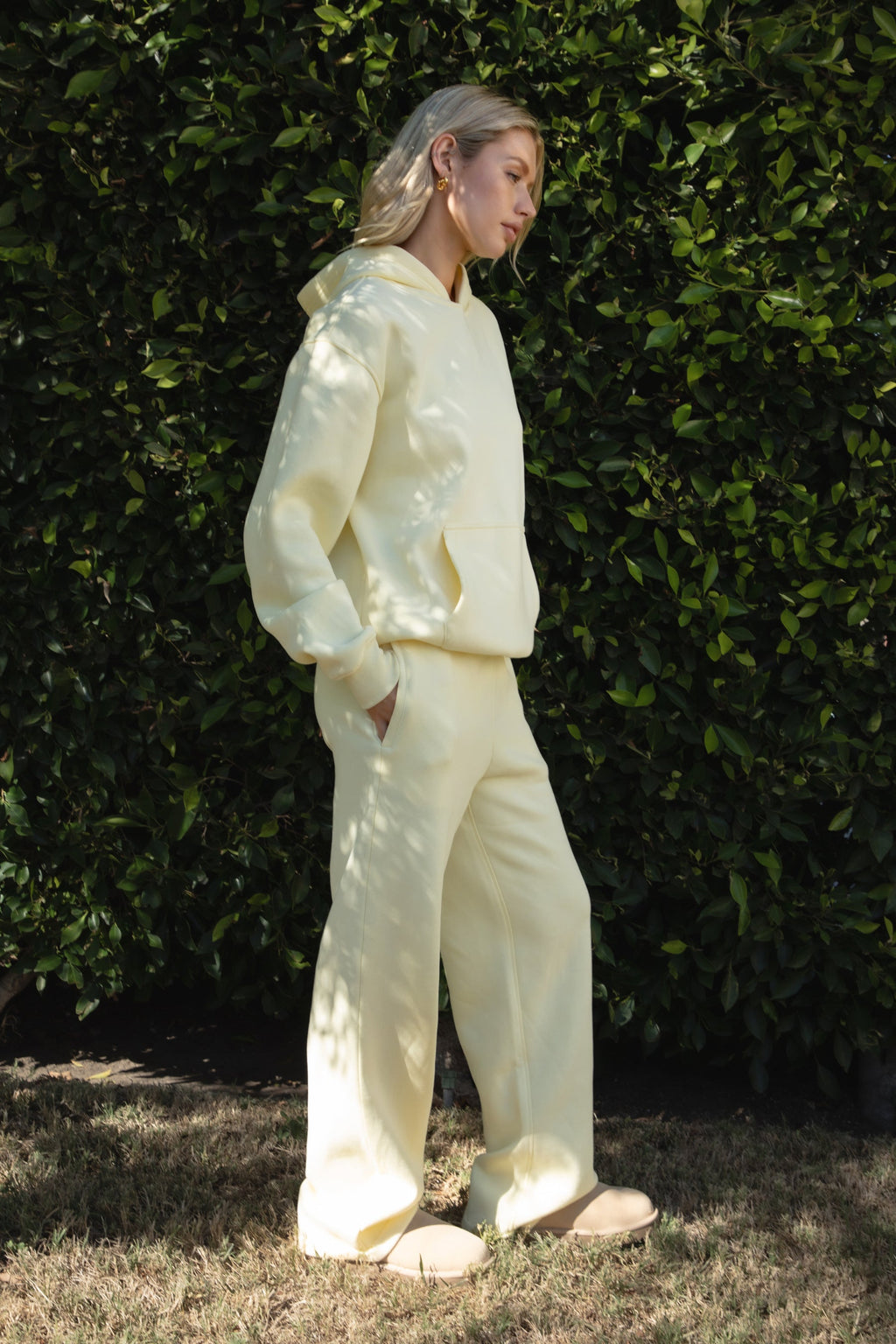 DAMI Cloud Fleece Classic Oversized Hoodie [Partial Pre-order]