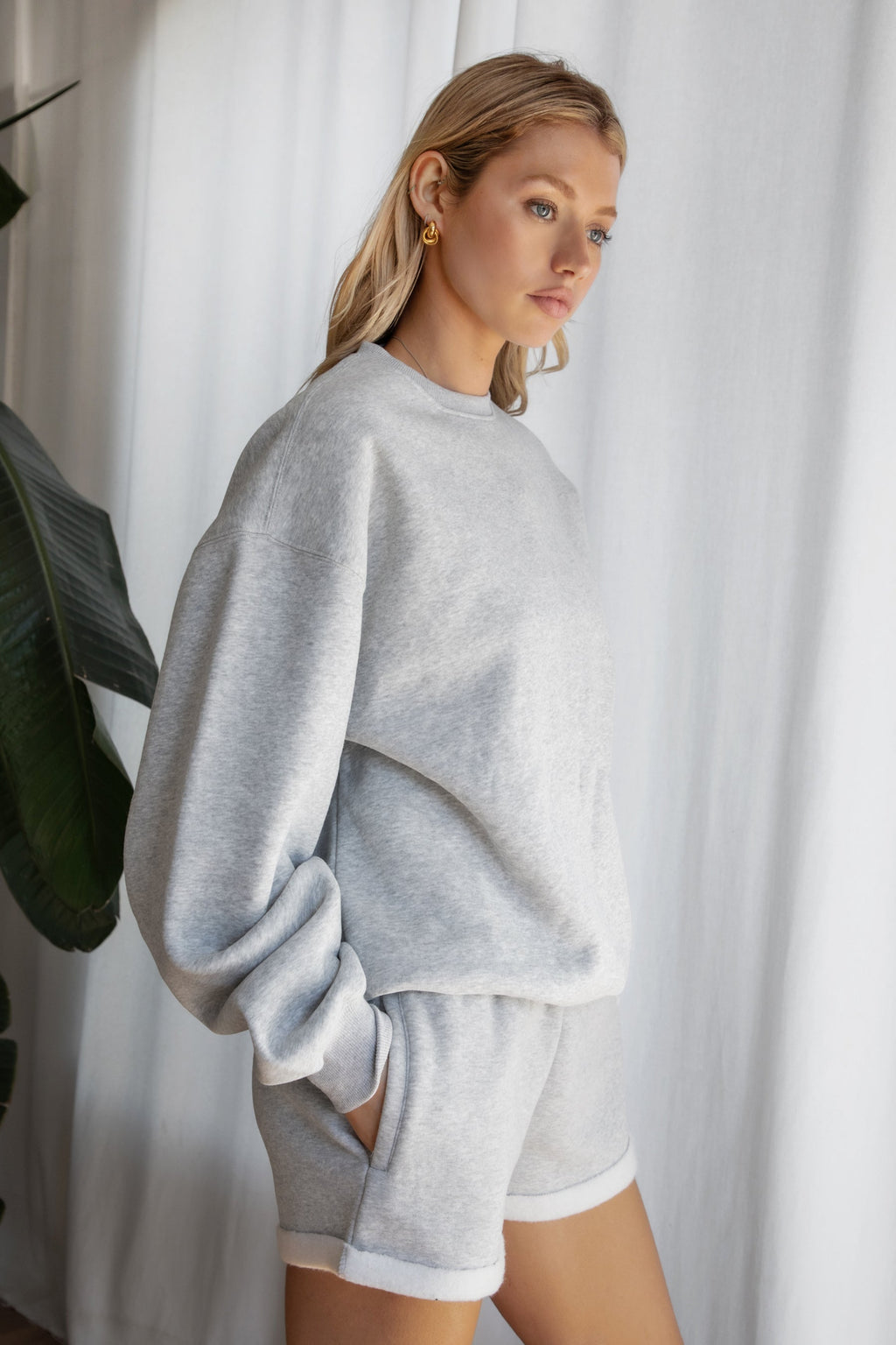 LANI Cloud Fleece Crew Neck Pullover Sweatshirt